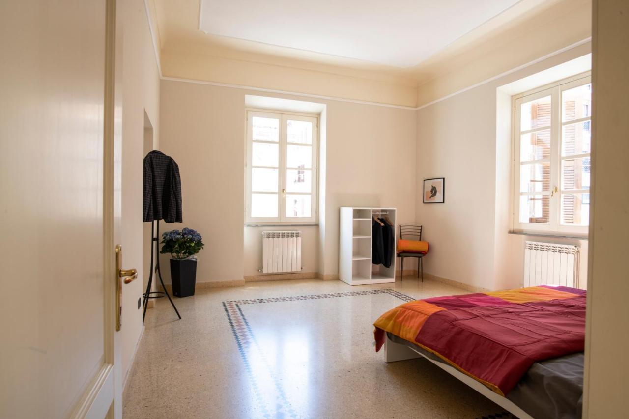 Corner Cavour Apartment Sassari Kültér fotó